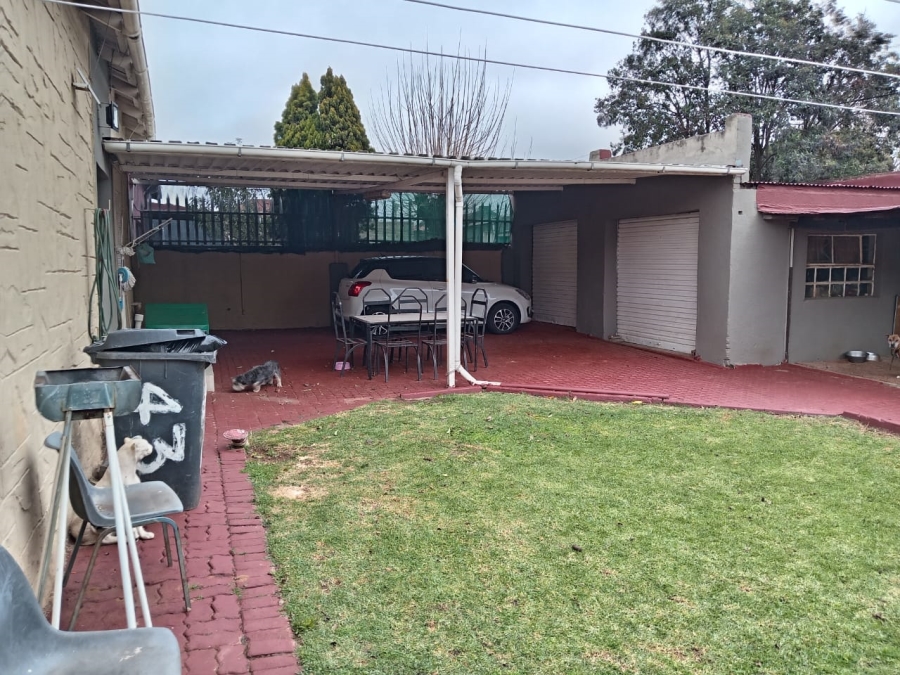 3 Bedroom Property for Sale in Newlands Gauteng