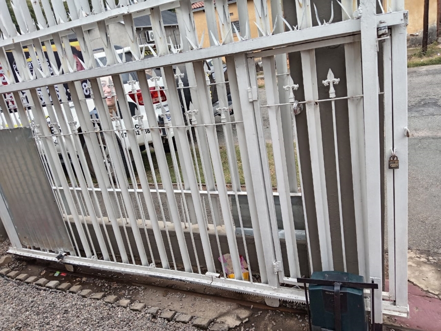 3 Bedroom Property for Sale in Newlands Gauteng