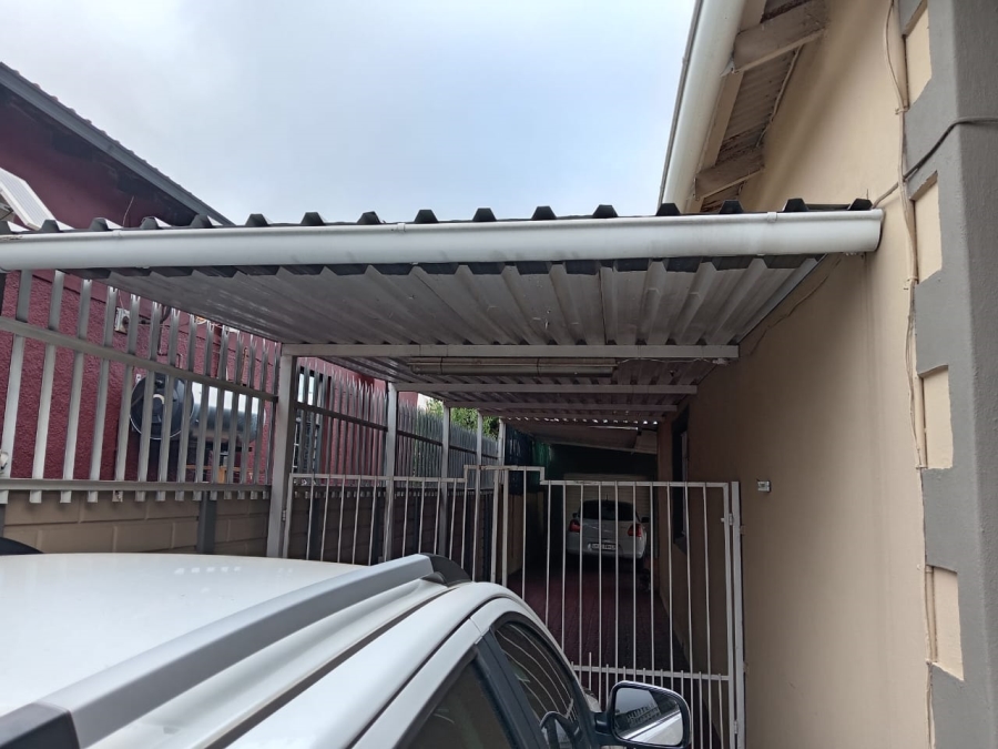 3 Bedroom Property for Sale in Newlands Gauteng