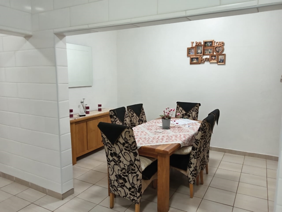 3 Bedroom Property for Sale in Newlands Gauteng