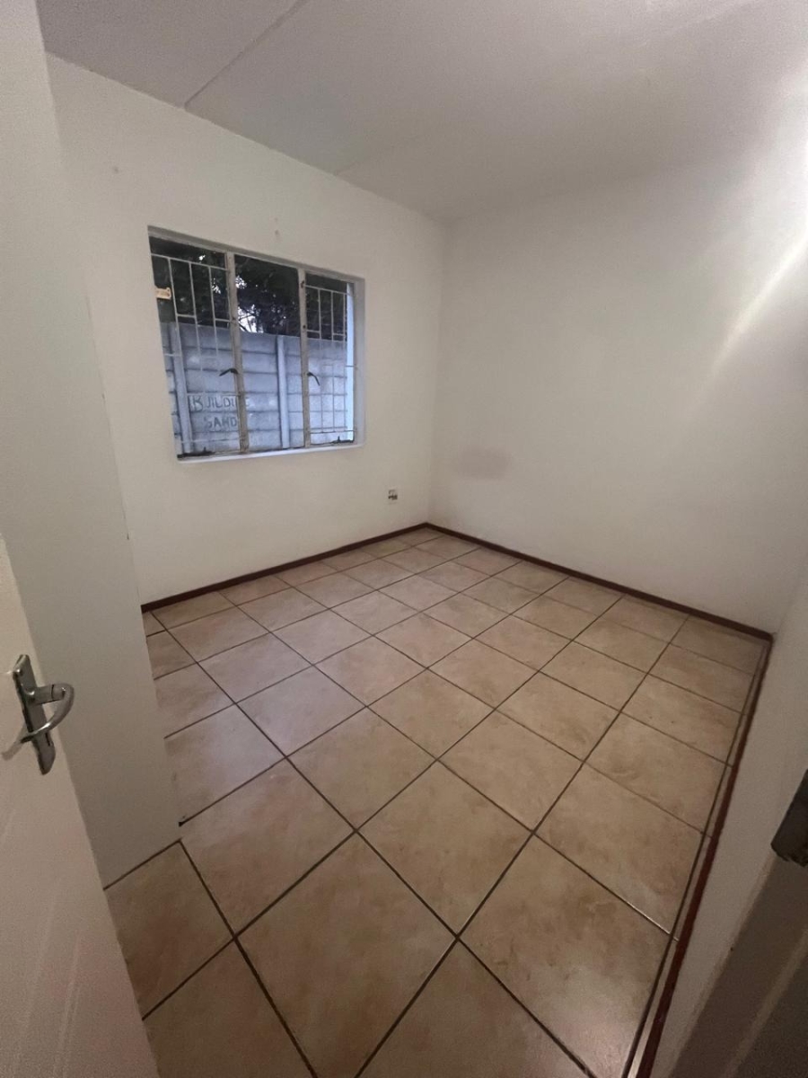 To Let 2 Bedroom Property for Rent in Parkdene Gauteng