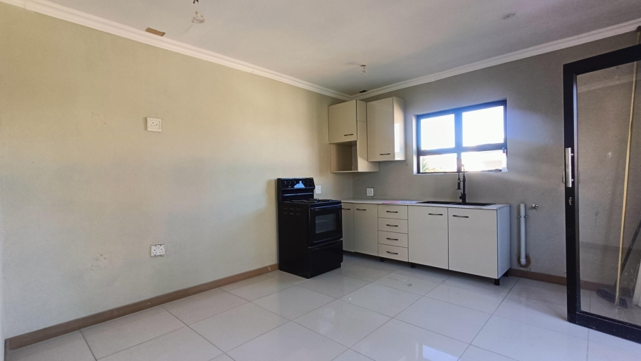 To Let 1 Bedroom Property for Rent in Oakdene Gauteng