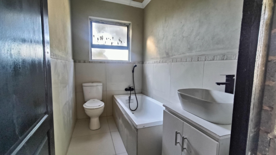 To Let 1 Bedroom Property for Rent in Oakdene Gauteng