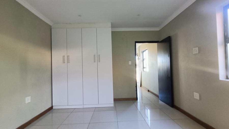 To Let 1 Bedroom Property for Rent in Oakdene Gauteng