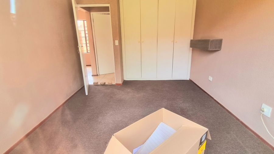 2 Bedroom Property for Sale in Halfway Gardens Gauteng