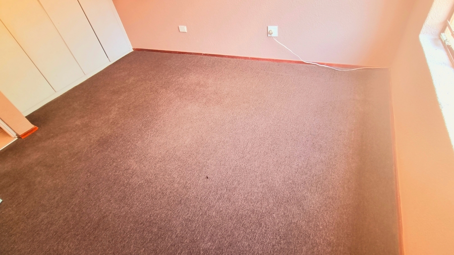 2 Bedroom Property for Sale in Halfway Gardens Gauteng