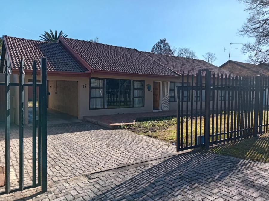 4 Bedroom Property for Sale in Mindalore Gauteng