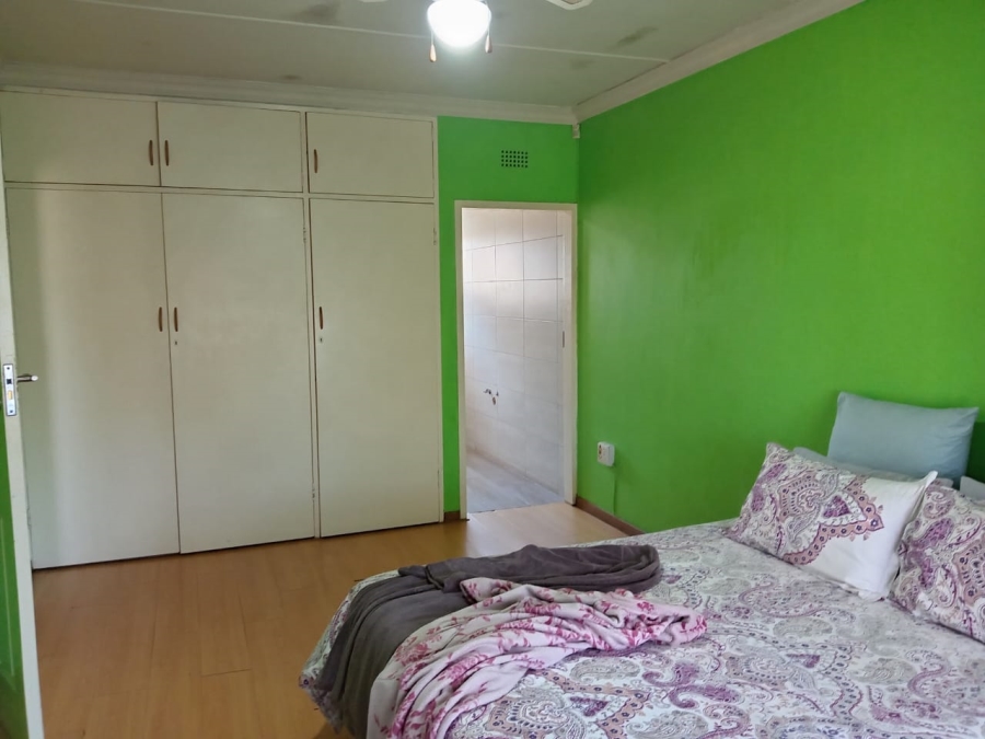4 Bedroom Property for Sale in Mindalore Gauteng