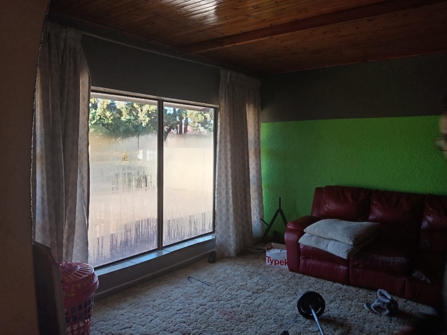 4 Bedroom Property for Sale in Mindalore Gauteng
