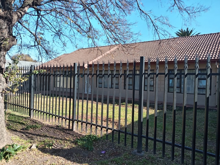4 Bedroom Property for Sale in Mindalore Gauteng