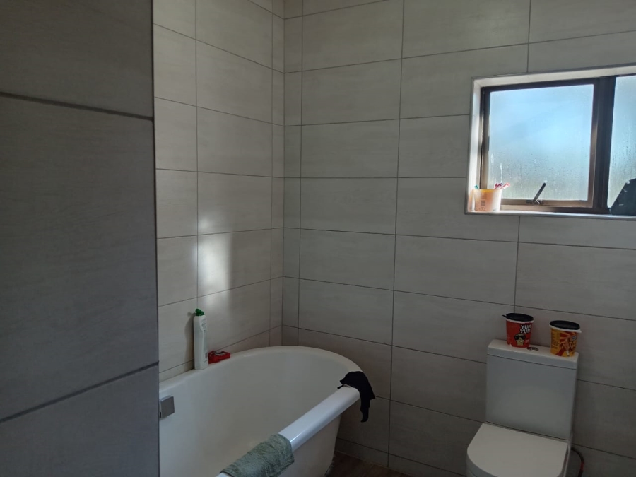 4 Bedroom Property for Sale in Mindalore Gauteng