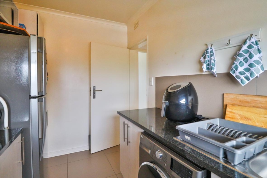 1 Bedroom Property for Sale in Edenvale Central Gauteng