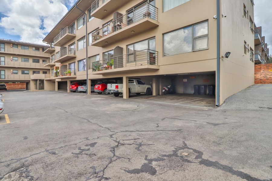 1 Bedroom Property for Sale in Edenvale Central Gauteng