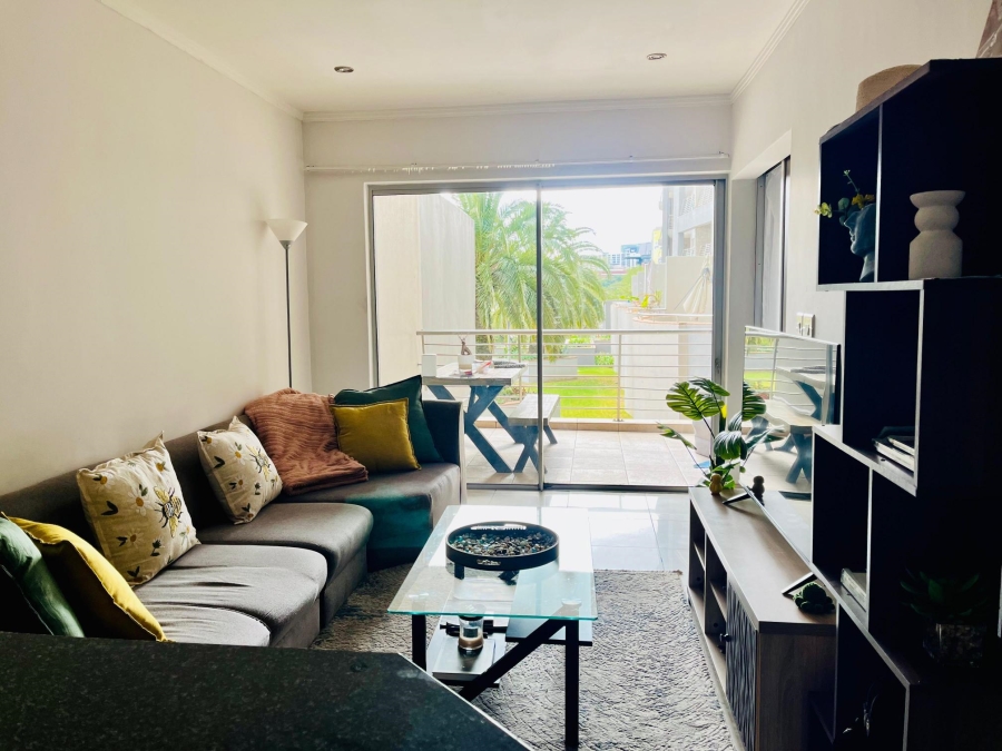 1 Bedroom Property for Sale in Sandhurst Gauteng