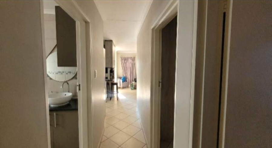 3 Bedroom Property for Sale in Crystal Park Gauteng