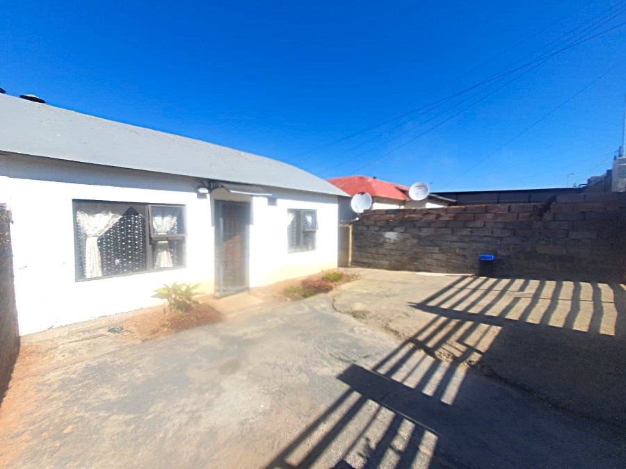 2 Bedroom Property for Sale in Orlando West Gauteng