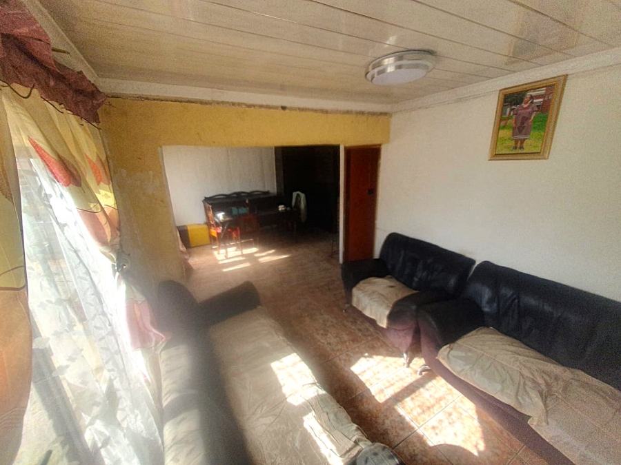 2 Bedroom Property for Sale in Orlando West Gauteng