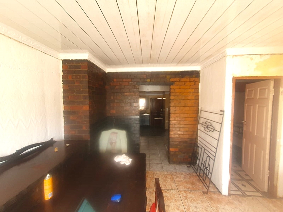 2 Bedroom Property for Sale in Orlando West Gauteng