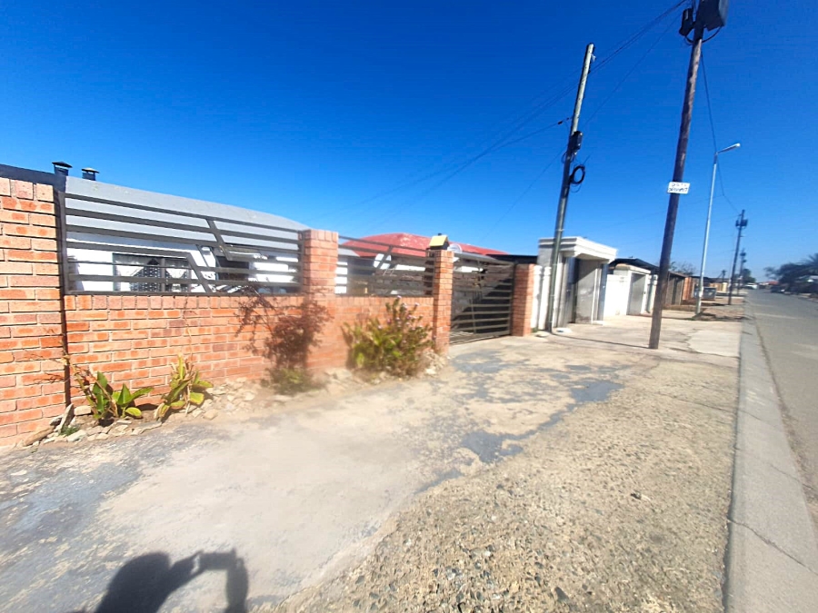 2 Bedroom Property for Sale in Orlando West Gauteng