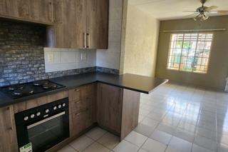 To Let 2 Bedroom Property for Rent in Bartlett Gauteng