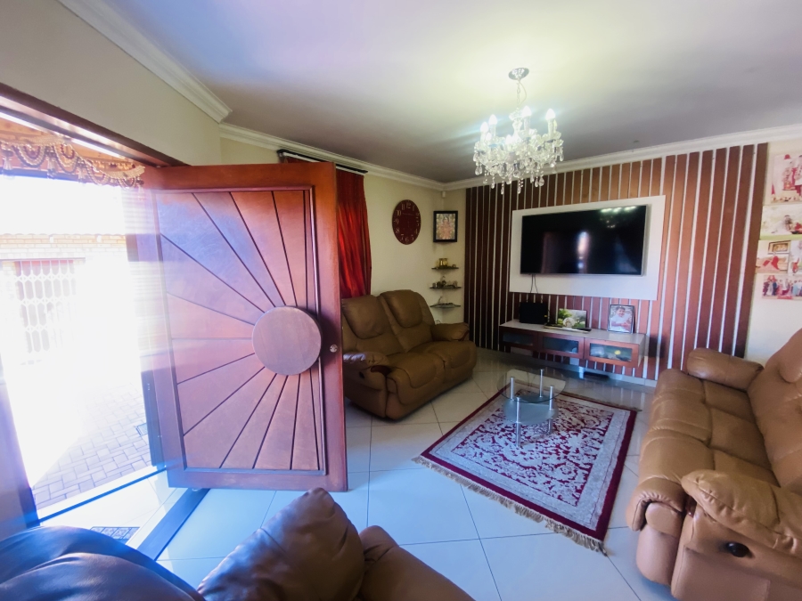 3 Bedroom Property for Sale in New Redruth Gauteng