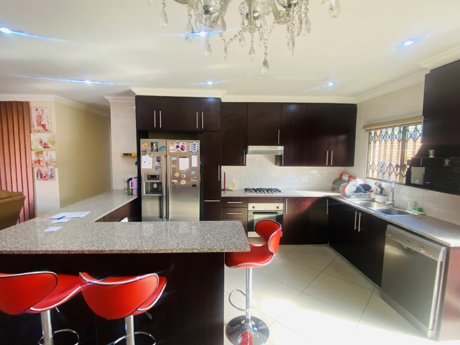 3 Bedroom Property for Sale in New Redruth Gauteng
