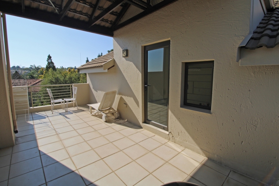 1 Bedroom Property for Sale in Bryanston Gauteng