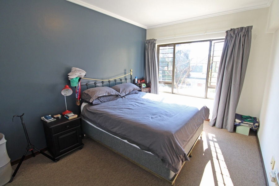 1 Bedroom Property for Sale in Bryanston Gauteng