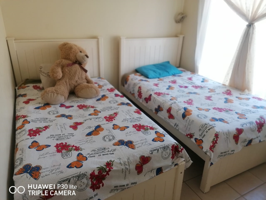 To Let 2 Bedroom Property for Rent in Equestria Gauteng