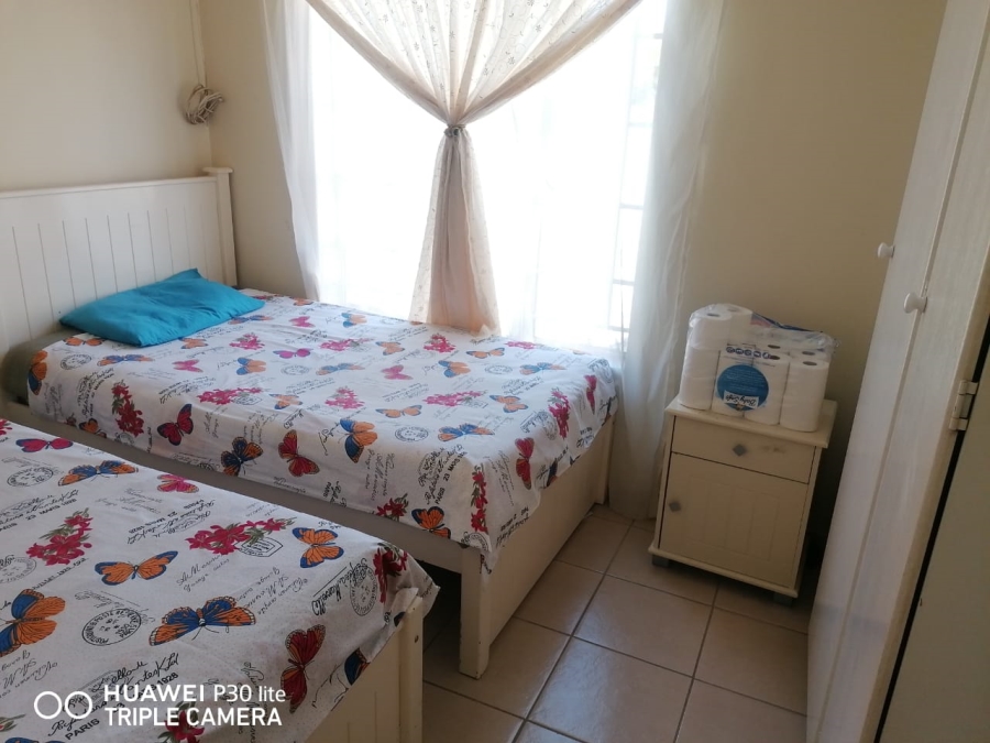 To Let 2 Bedroom Property for Rent in Equestria Gauteng