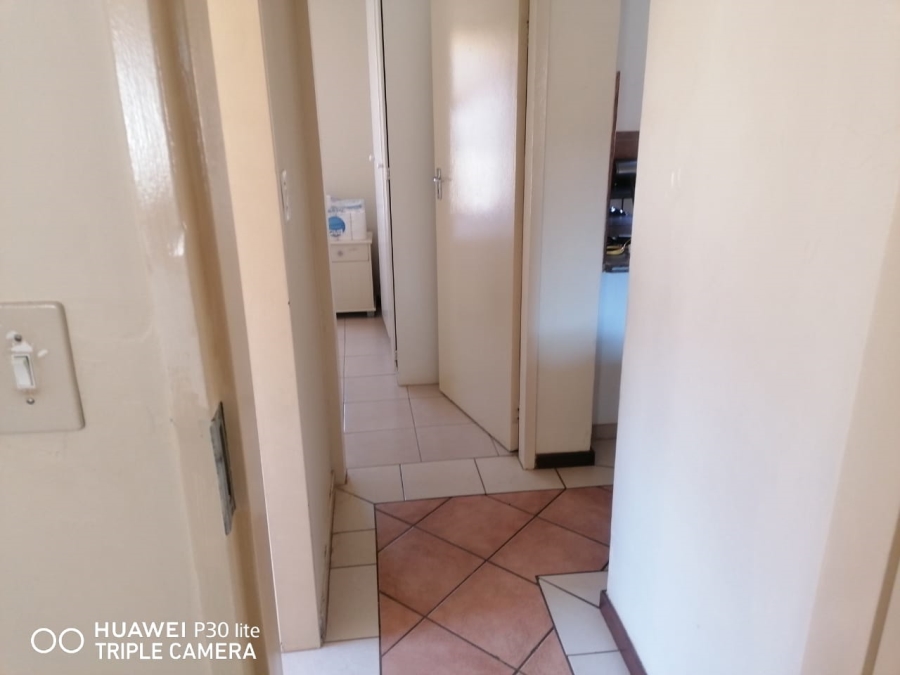 To Let 2 Bedroom Property for Rent in Equestria Gauteng