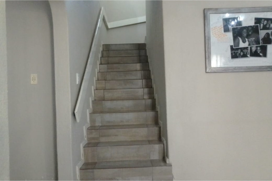 To Let 3 Bedroom Property for Rent in Halfway Gardens Gauteng