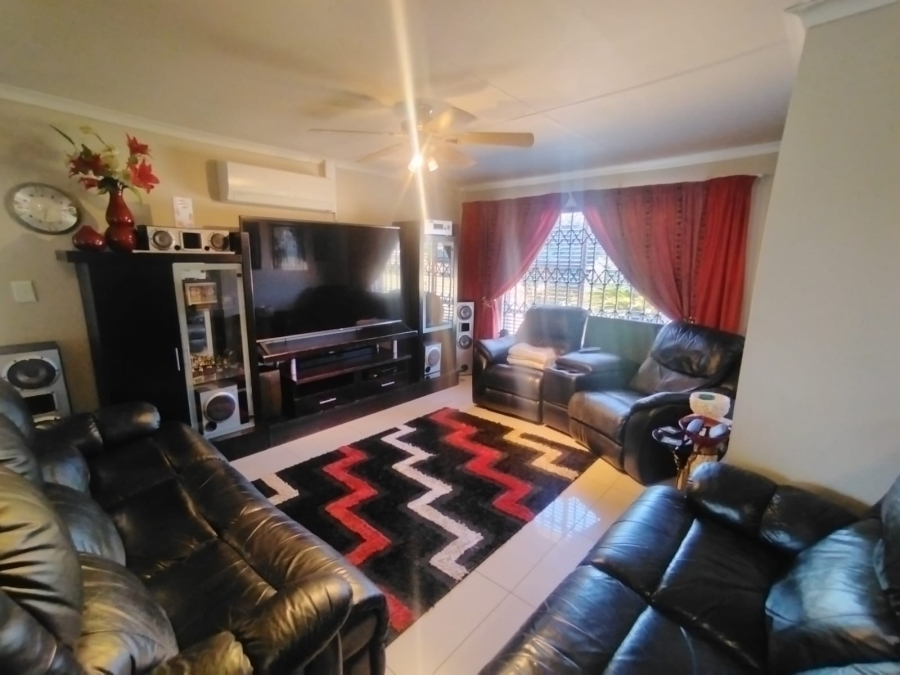 3 Bedroom Property for Sale in Hillside Gauteng