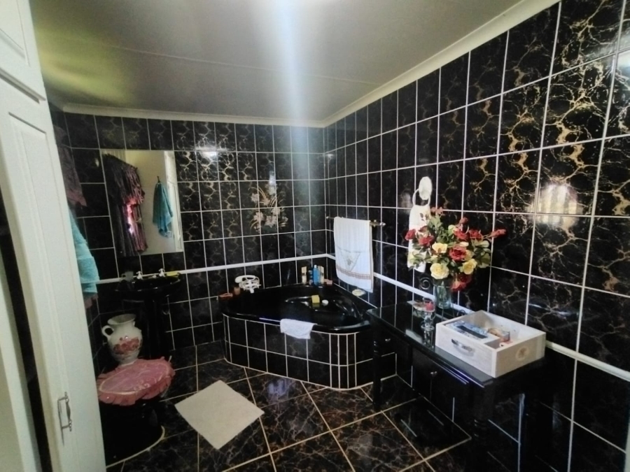 3 Bedroom Property for Sale in Hillside Gauteng