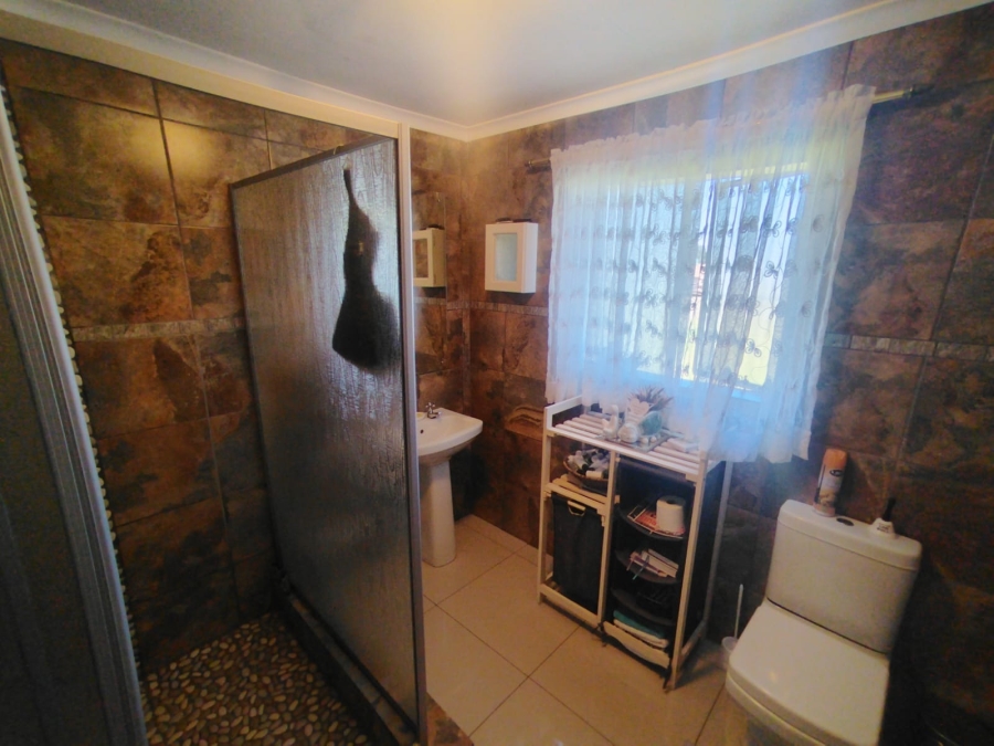 3 Bedroom Property for Sale in Hillside Gauteng