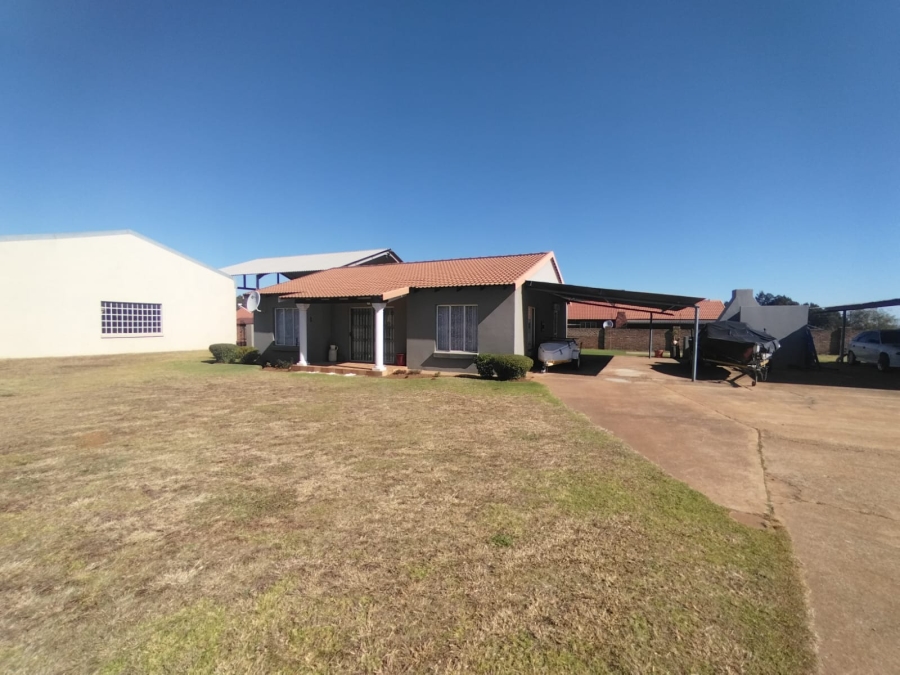 3 Bedroom Property for Sale in Hillside Gauteng