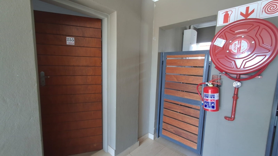 3 Bedroom Property for Sale in Roodepark Eco Estate Gauteng