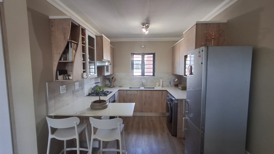 3 Bedroom Property for Sale in Roodepark Eco Estate Gauteng