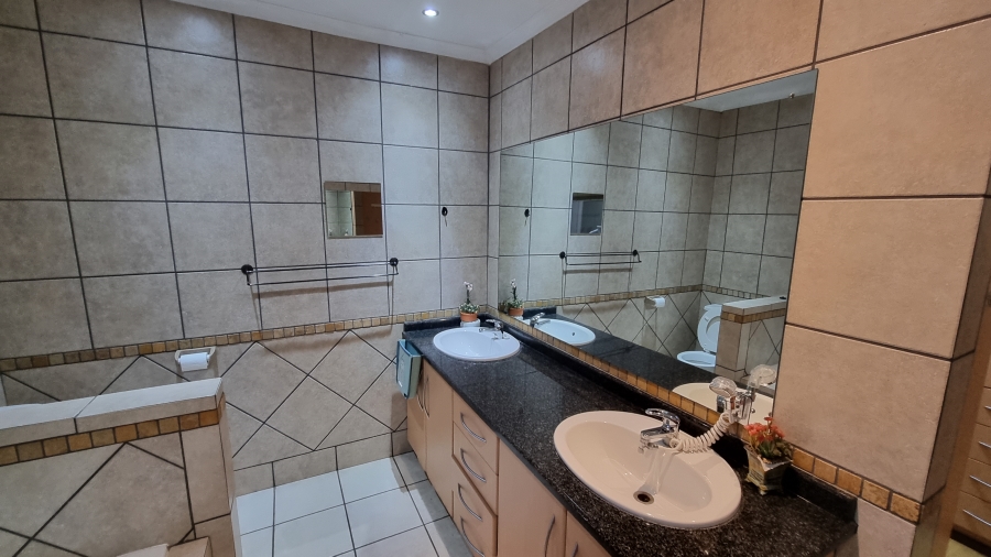 To Let 3 Bedroom Property for Rent in Willow Acres Gauteng