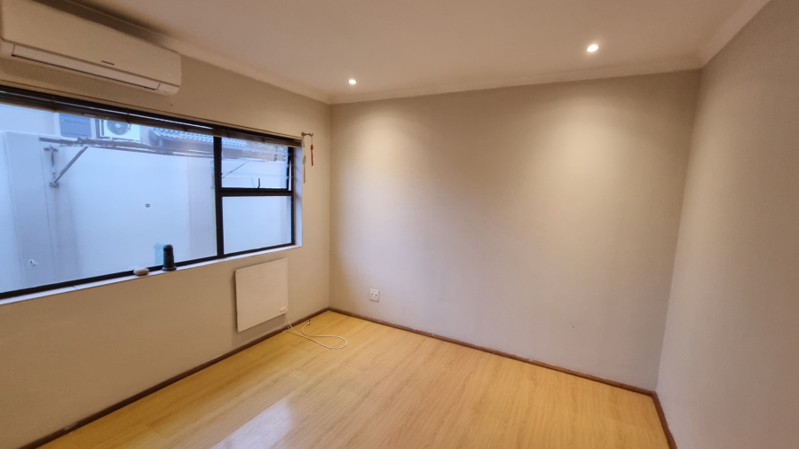 To Let 3 Bedroom Property for Rent in Willow Acres Gauteng