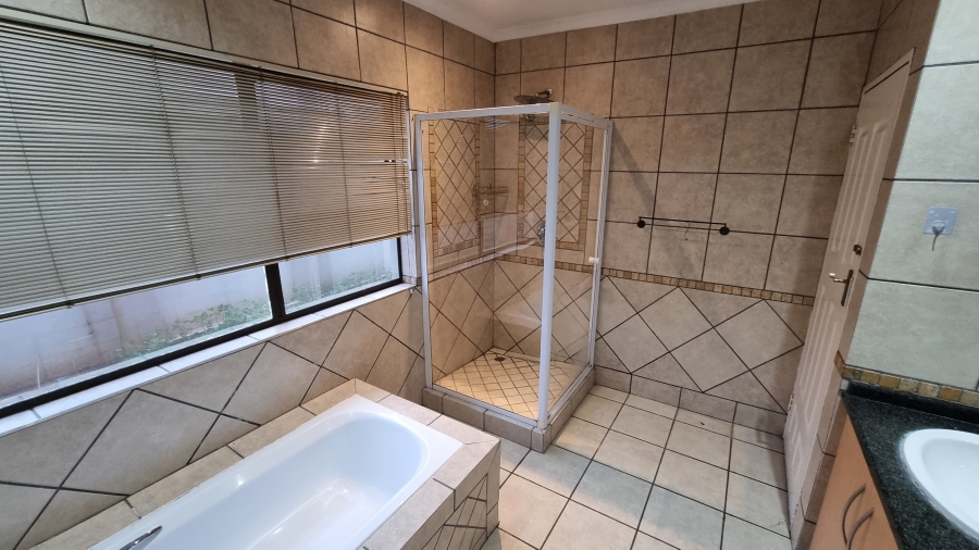 To Let 3 Bedroom Property for Rent in Willow Acres Gauteng