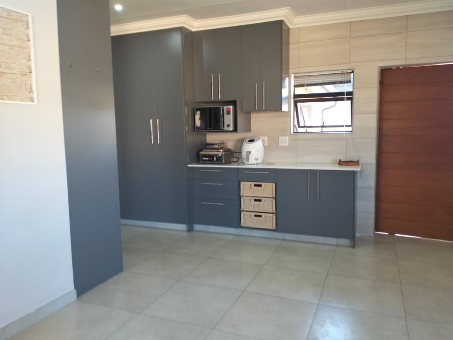 4 Bedroom Property for Sale in Greenhills Gauteng