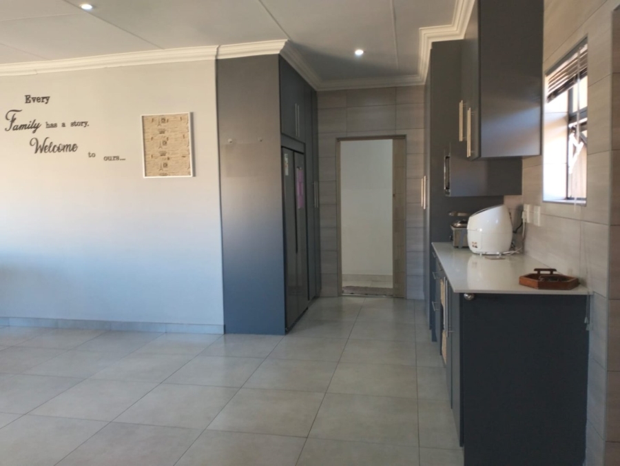 4 Bedroom Property for Sale in Greenhills Gauteng