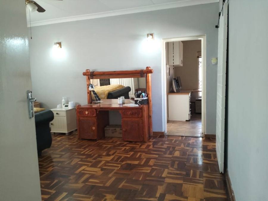 4 Bedroom Property for Sale in Greenhills Gauteng