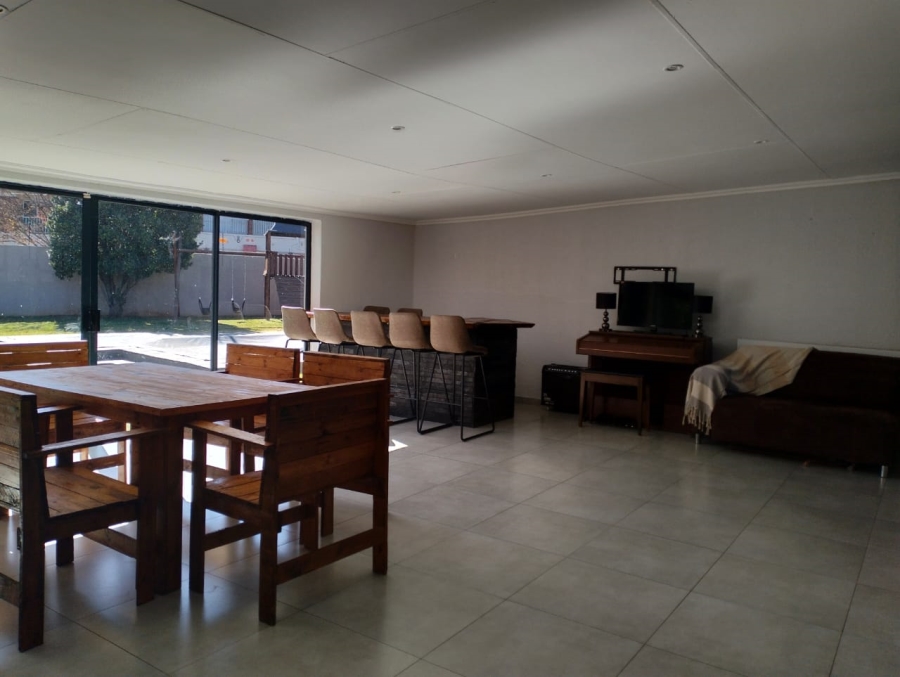 4 Bedroom Property for Sale in Greenhills Gauteng