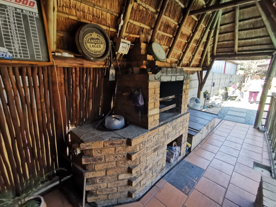 4 Bedroom Property for Sale in Florentia Gauteng