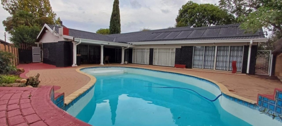 4 Bedroom Property for Sale in Sonland Park Gauteng