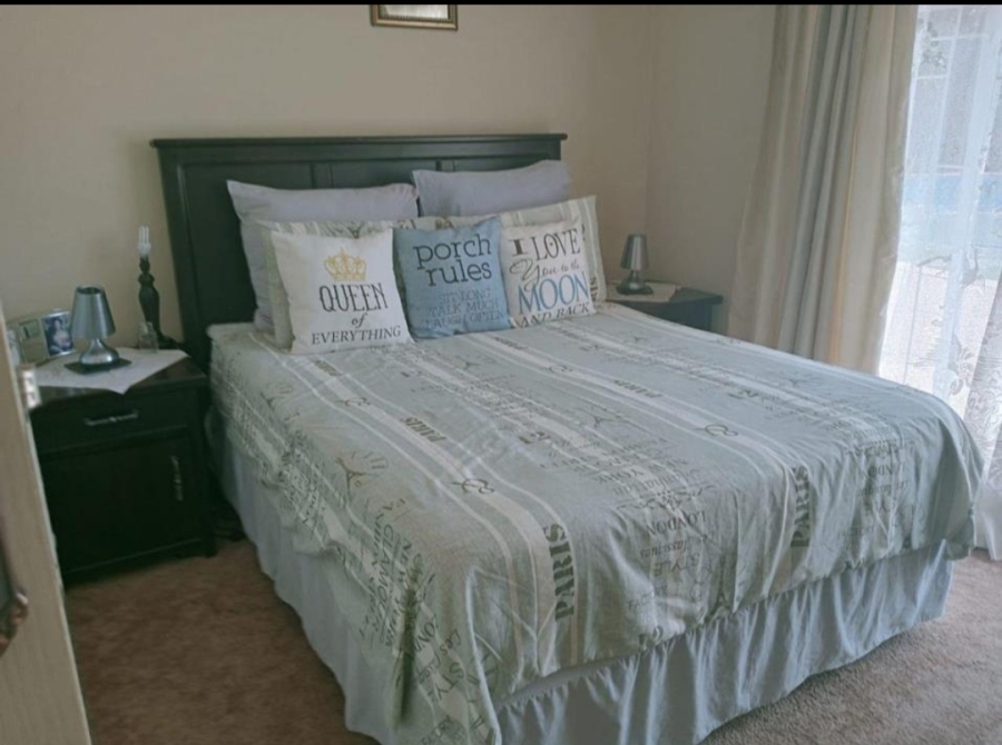 4 Bedroom Property for Sale in Sonland Park Gauteng