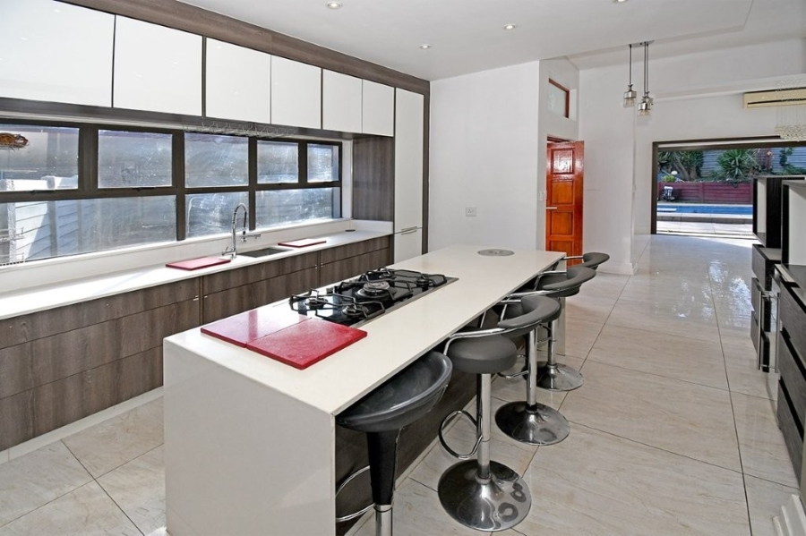 To Let 5 Bedroom Property for Rent in Sandringham Gauteng