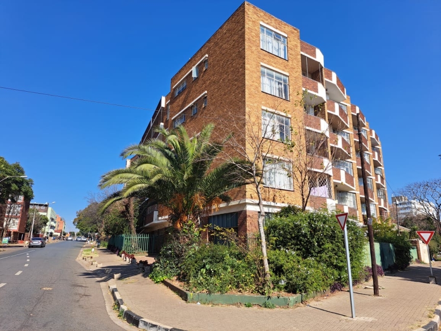 2 Bedroom Property for Sale in Yeoville Gauteng